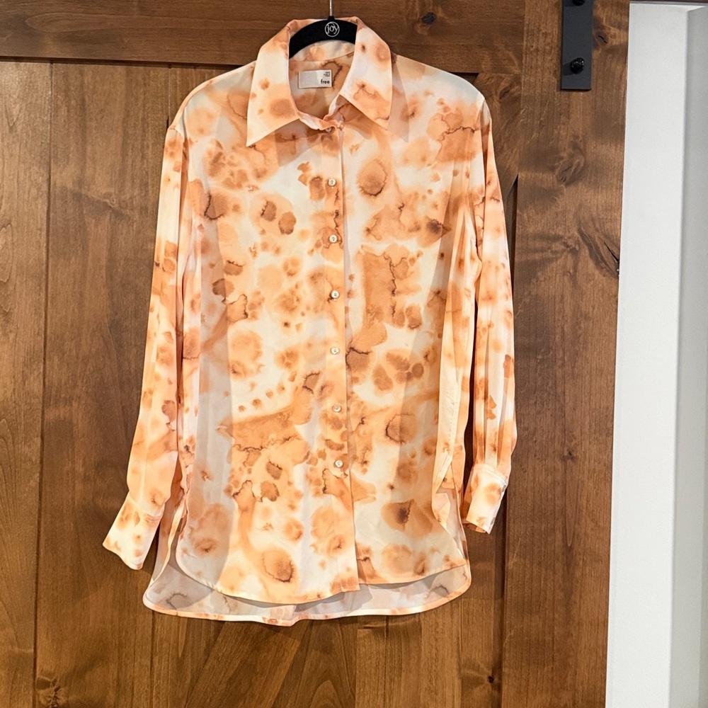 Aritzia WILFRED FREE Brinley Orange Tie Dye Blouse Shirt Top Size XXS - Picture 3 of 5